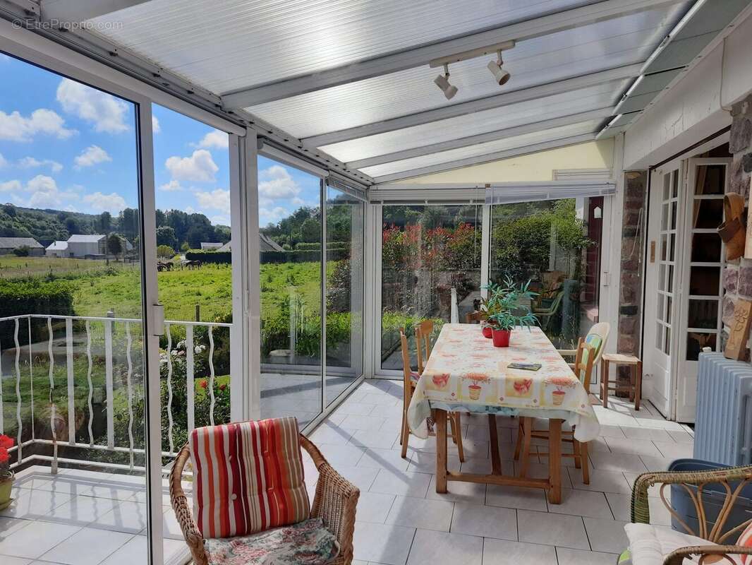 Maison 145 m² à Valmont  - photo 2