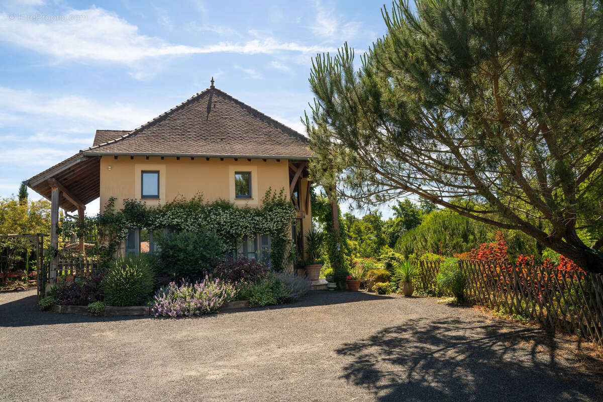 Maison à LANGON