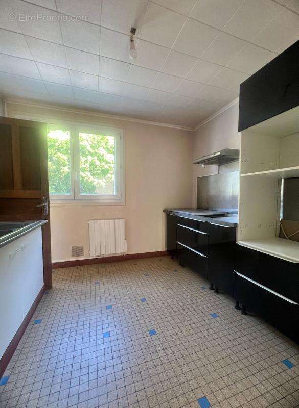 Appartement à VIC-LE-COMTE