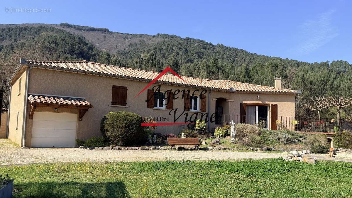 Maison à LE MARTINET