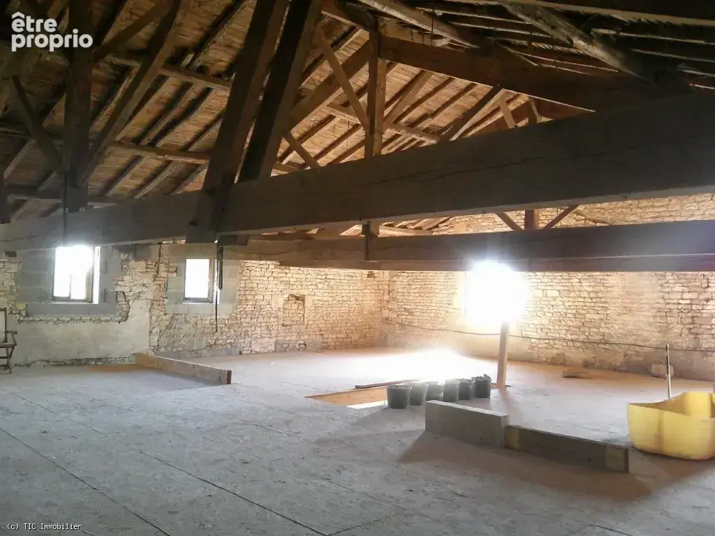 Superbe Maison Individuelle Avec Une Piscine Chauffée et Une Maison À Rénover - photo 38