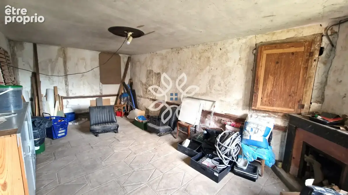 Ensemble immobilier à rénover avec dépendances et vue dégagée - photo 7