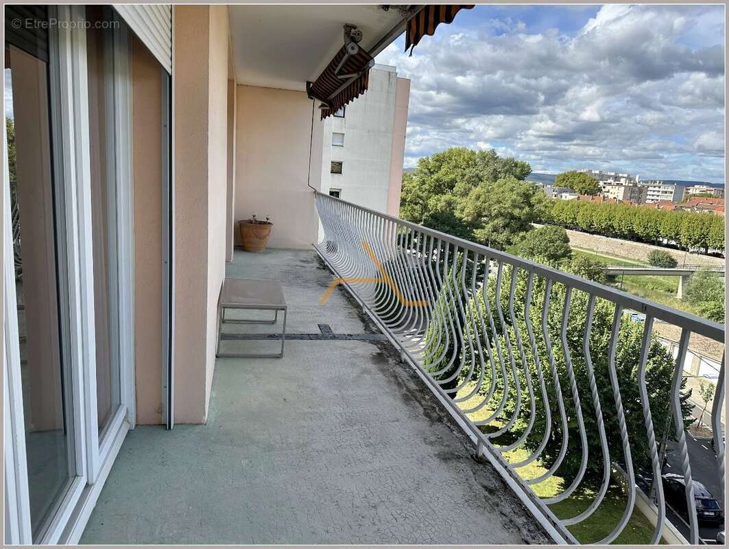Appartement à MONTELIMAR
