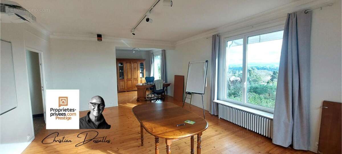 Maison à SAINT-CYR-AU-MONT-D'OR