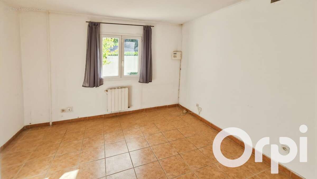 Maison à PONT-SAINT-ESPRIT