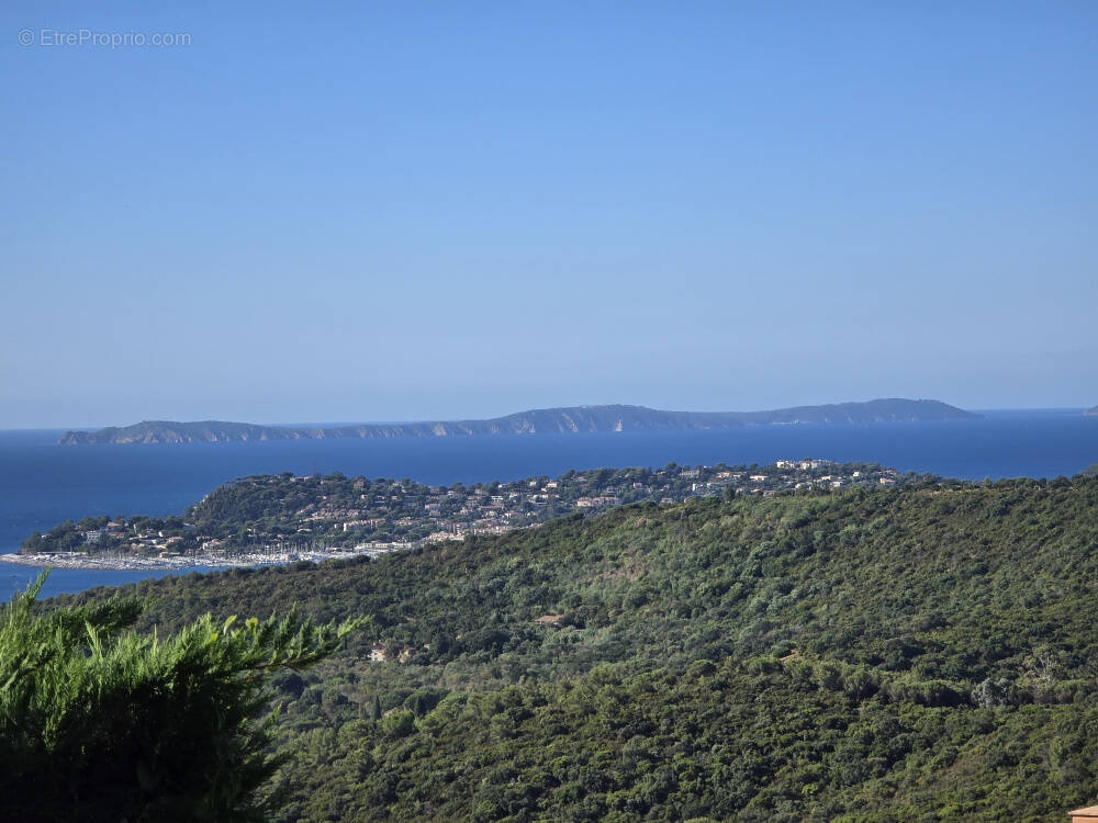 Maison à LA CROIX-VALMER