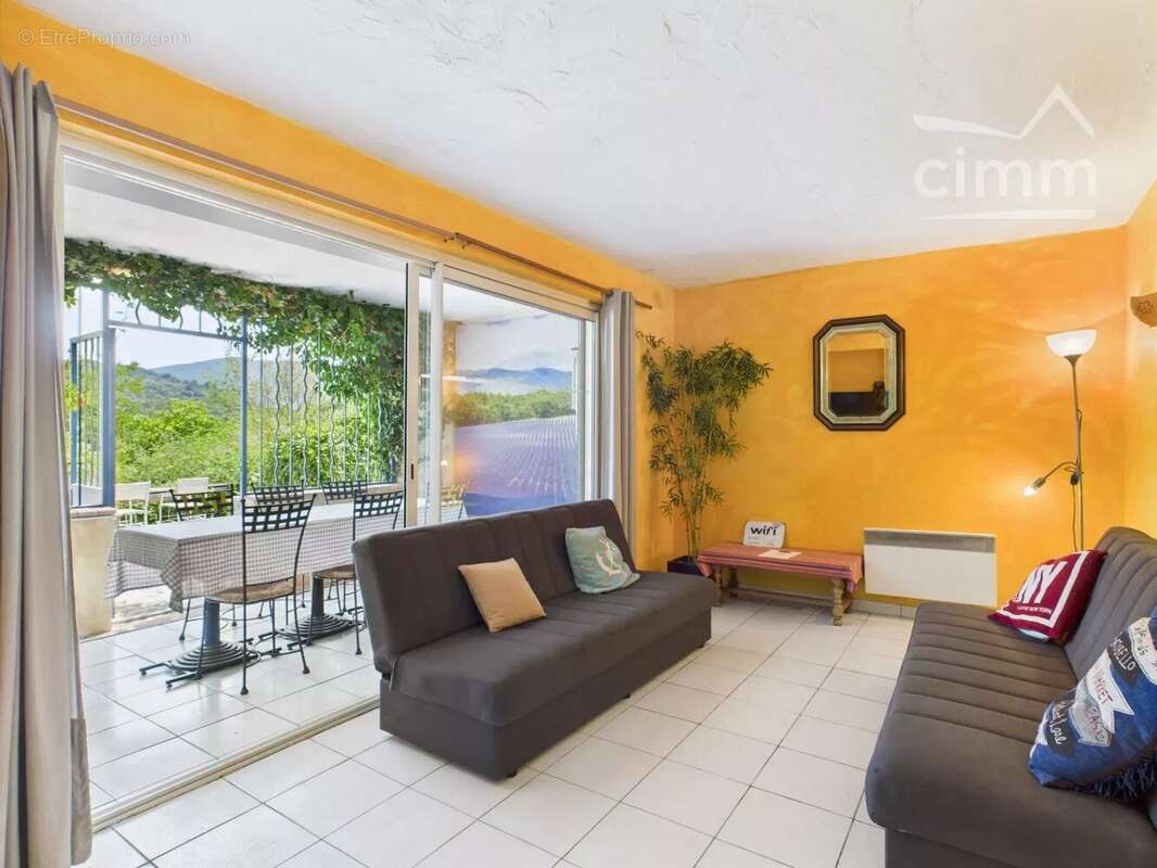 Maison à MOLIERES-SUR-CEZE