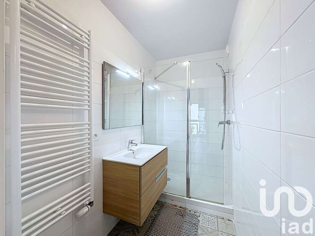 Photo 8 - Appartement à LYON-9E