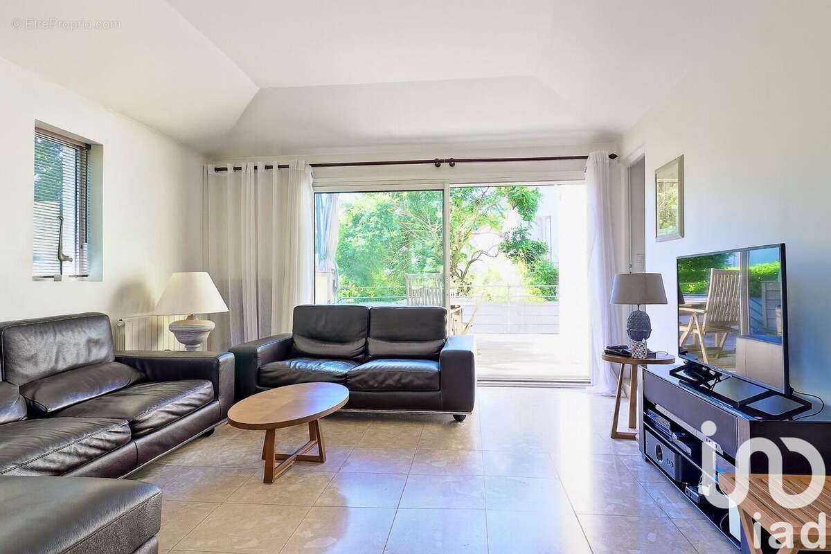 Photo 2 - Maison à RUEIL-MALMAISON