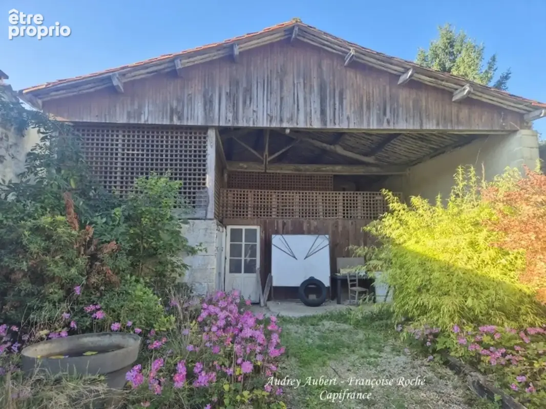 Maison à vendre 9 pièces AUTHON EBEON (17) - photo 10