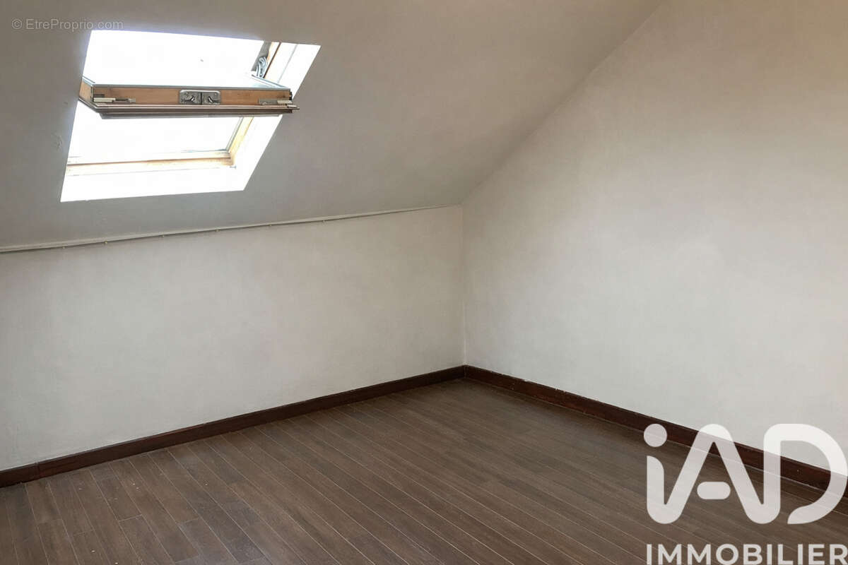 Appartement 33 m² à Aubervilliers  - photo 3