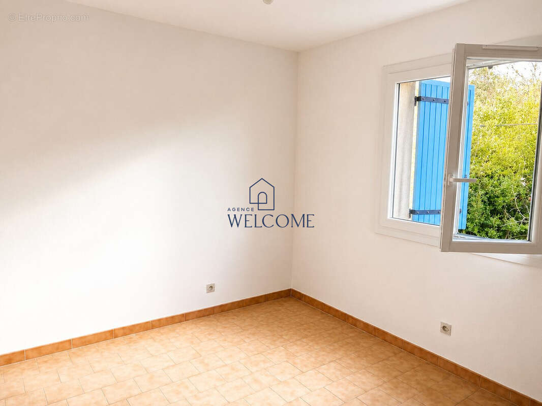 Maison 122 m² à Carsan  - photo 4