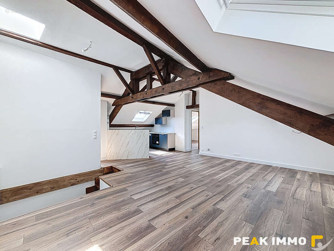 Appartement à AIX-LES-BAINS