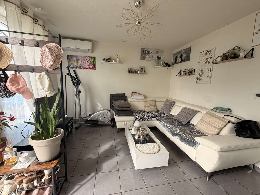 Appartement 132 m² à Lagrave  - photo 2