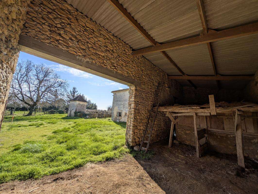 Appartement à LA SAUVE