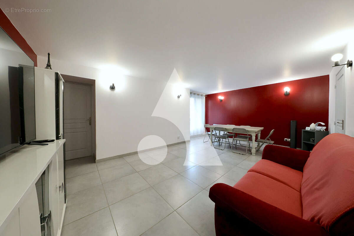 Maison à CORBEIL-ESSONNES