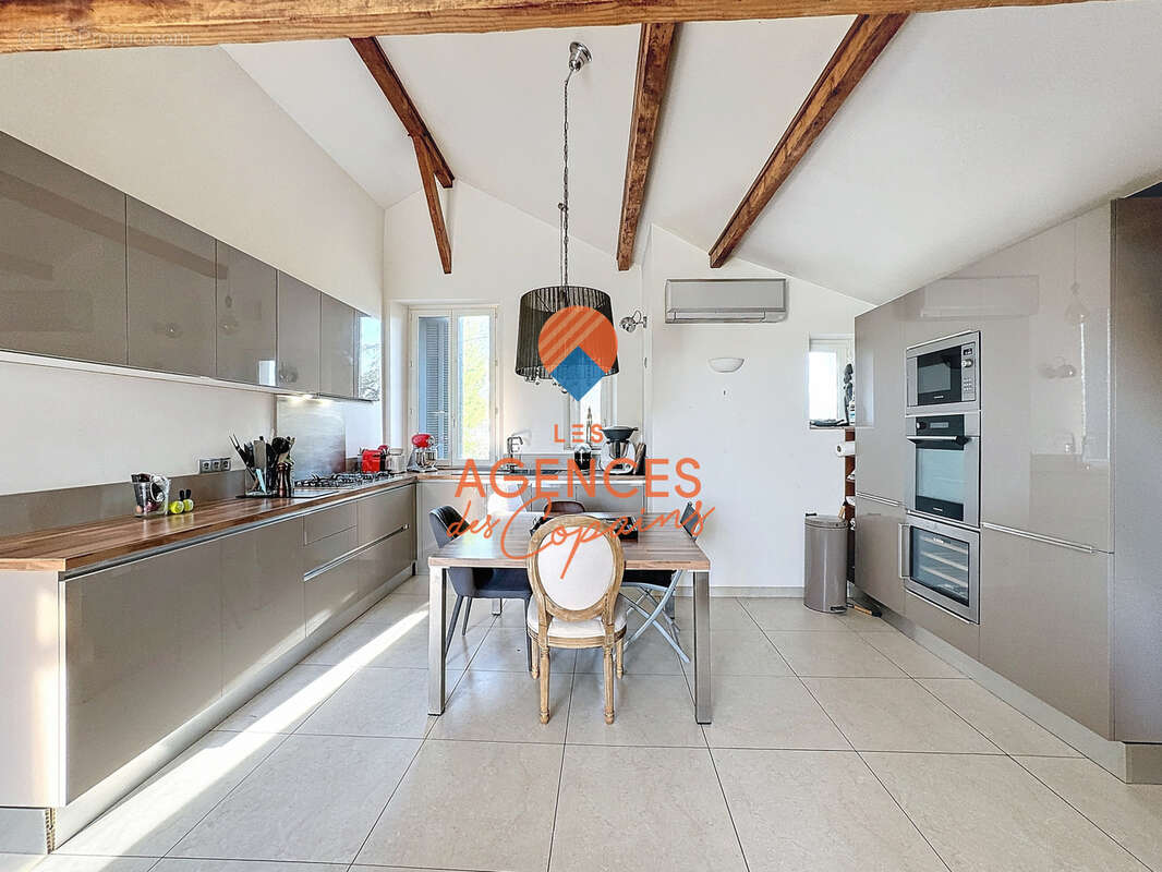 Appartement à SAINT-CYR-SUR-MER