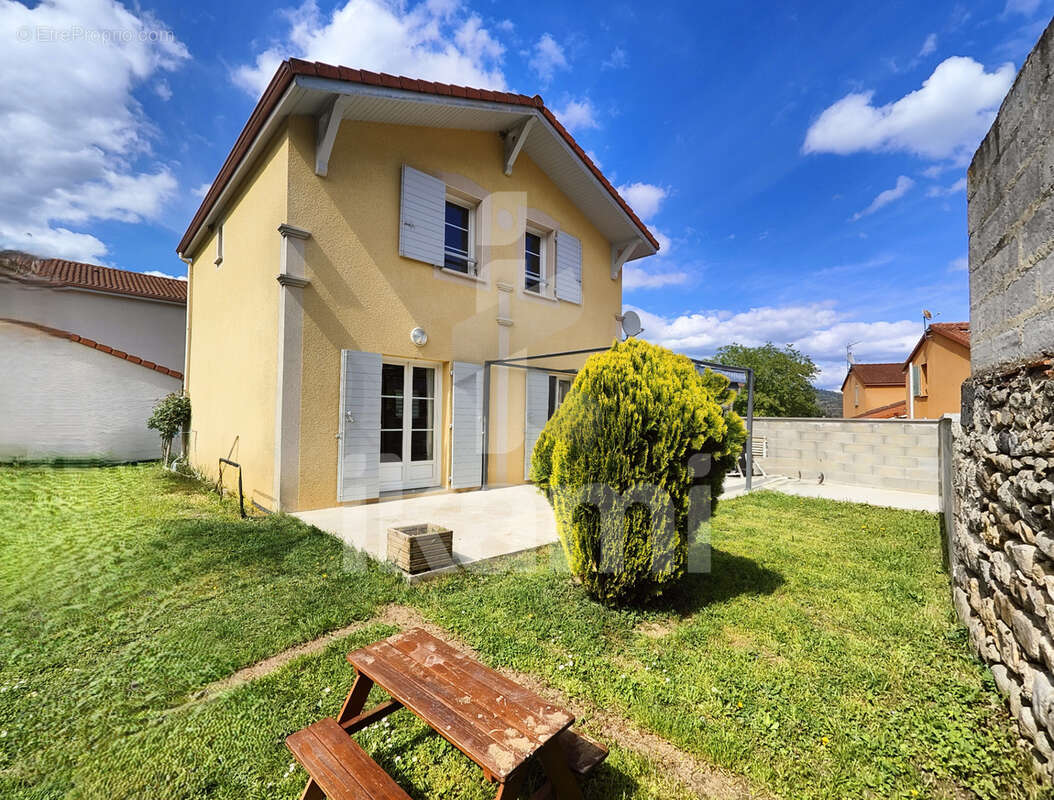 Maison à VILLEVOCANCE