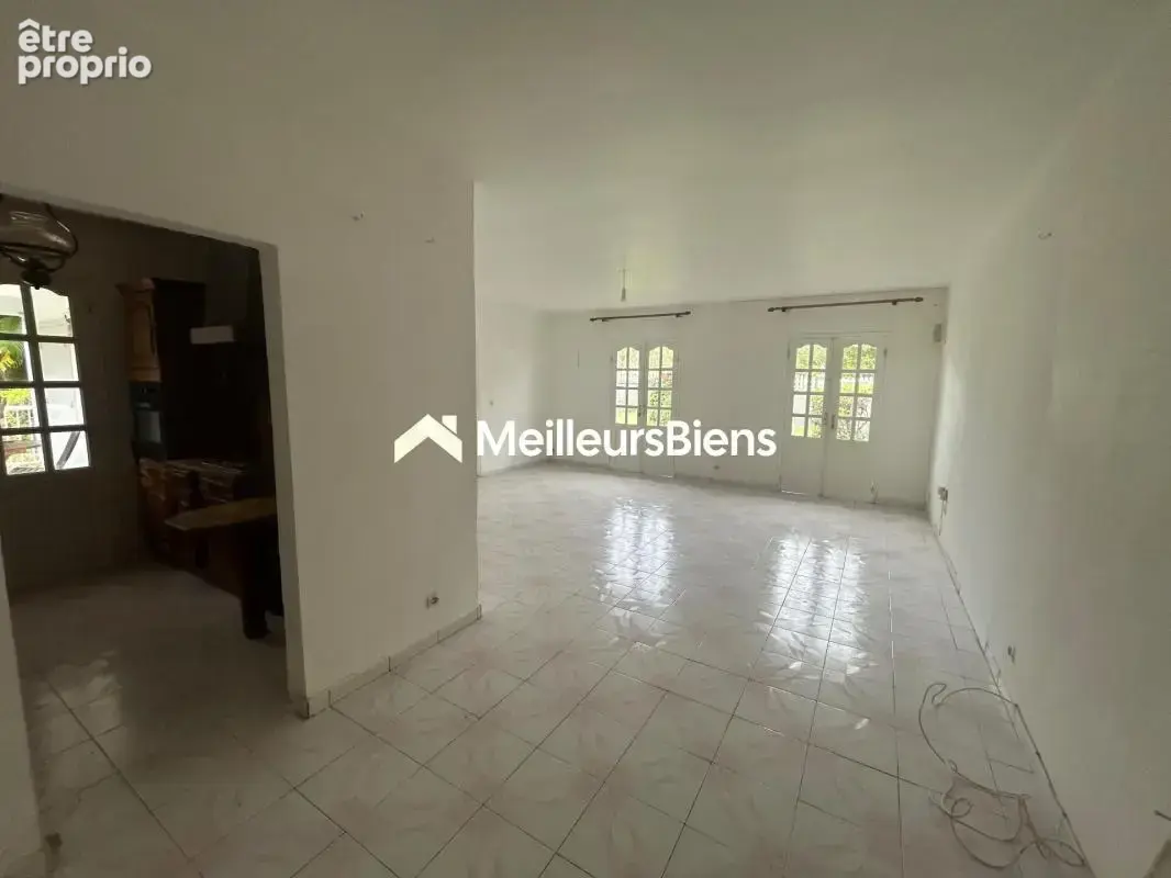 Maison 5 pièces 145 m² à Saint François, terrain de 447 m² - photo 9