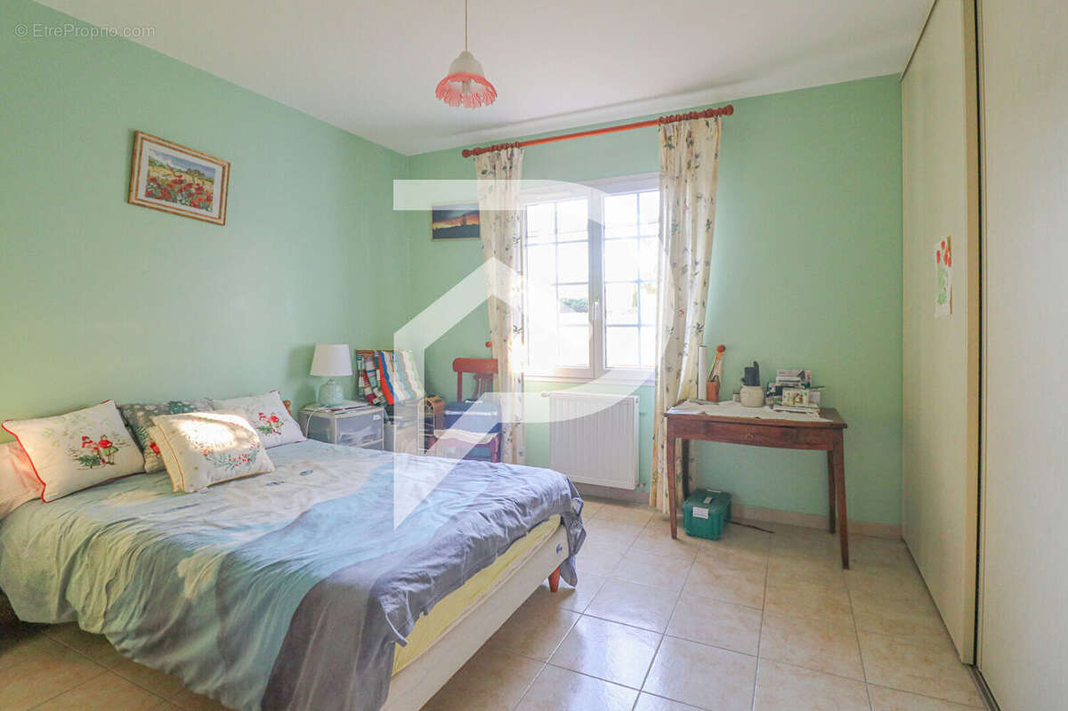 Maison à SAINT-JUERY