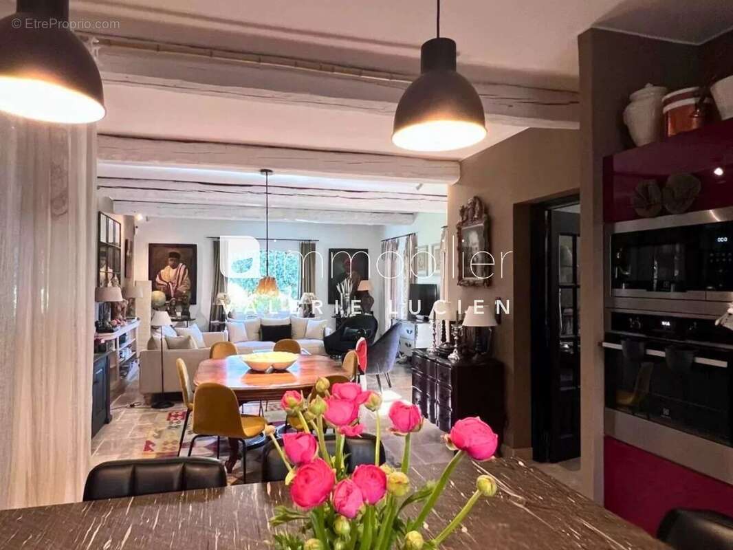 Maison à MAUSSANE-LES-ALPILLES