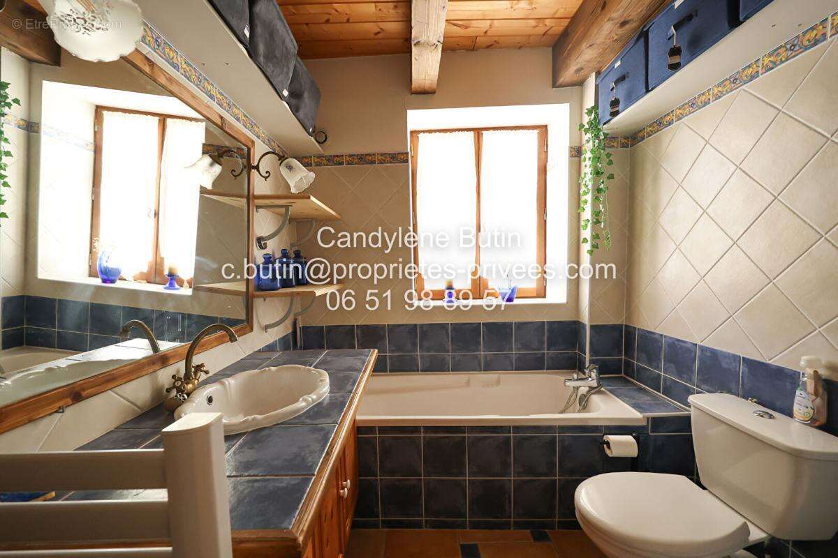 Appartement à LA REDORTE