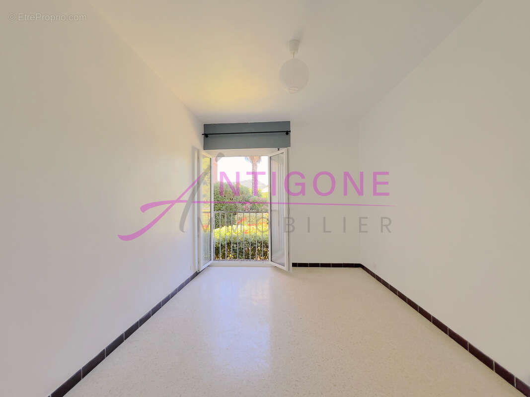 Appartement à SANARY-SUR-MER