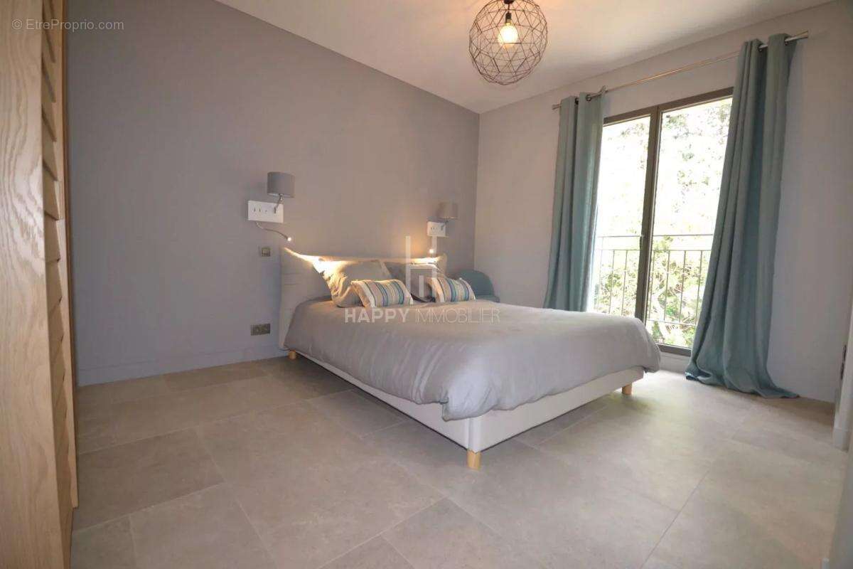 Maison à MAUSSANE-LES-ALPILLES