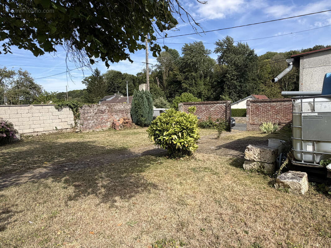 Maison situee a guignecourt a renovee sur un terrain de 1357m2 - photo 11
