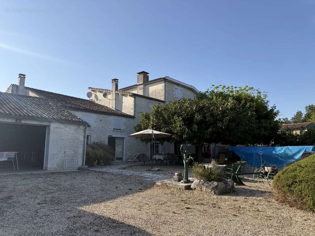 FERME de 248m² - 1hectare48a78ca avec étangs - photo 5