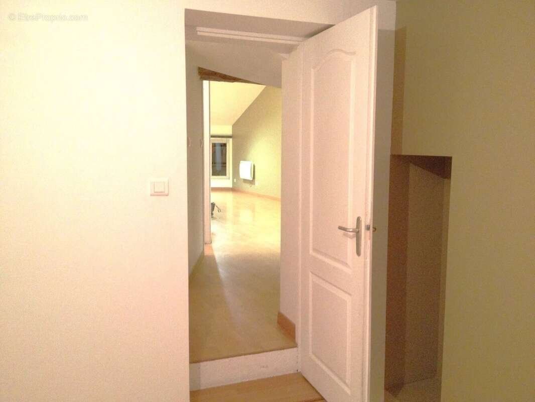 Appartement à THOISSEY