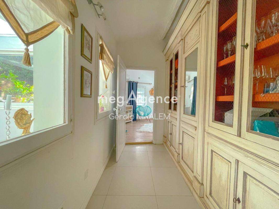 Villa de 204m² avec piscine à Roquebrune-sur-Argens - photo 15