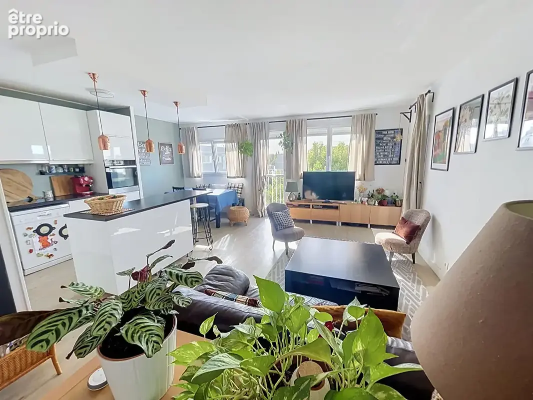Appartement 3 pièces 71 m² à vendre à Plaisir (78370) - photo 2