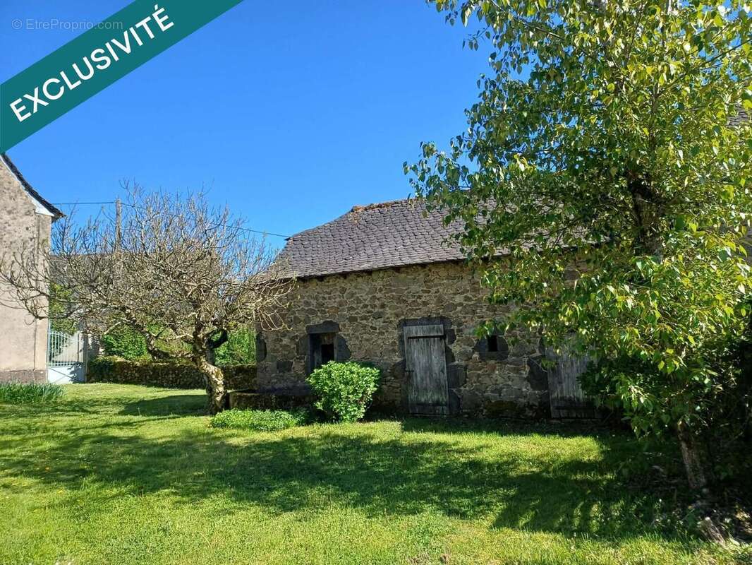 Photo 4 - Maison à LANUEJOULS