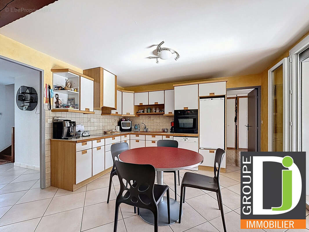 Maison à LIVRON-SUR-DROME