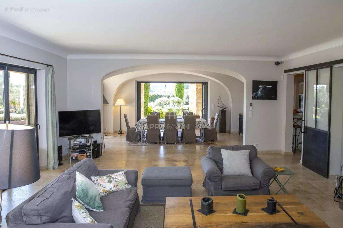 Maison à PARADOU
