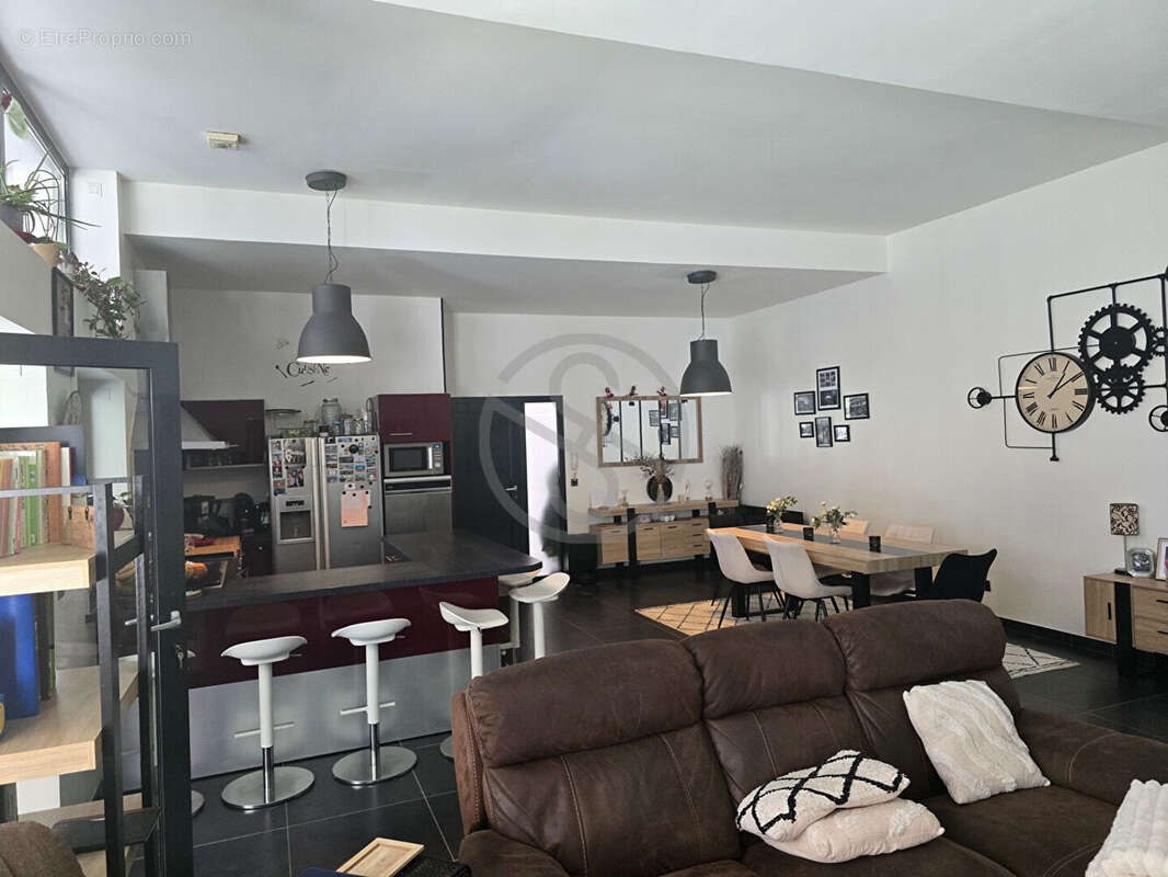 Appartement à LA COTE-SAINT-ANDRE