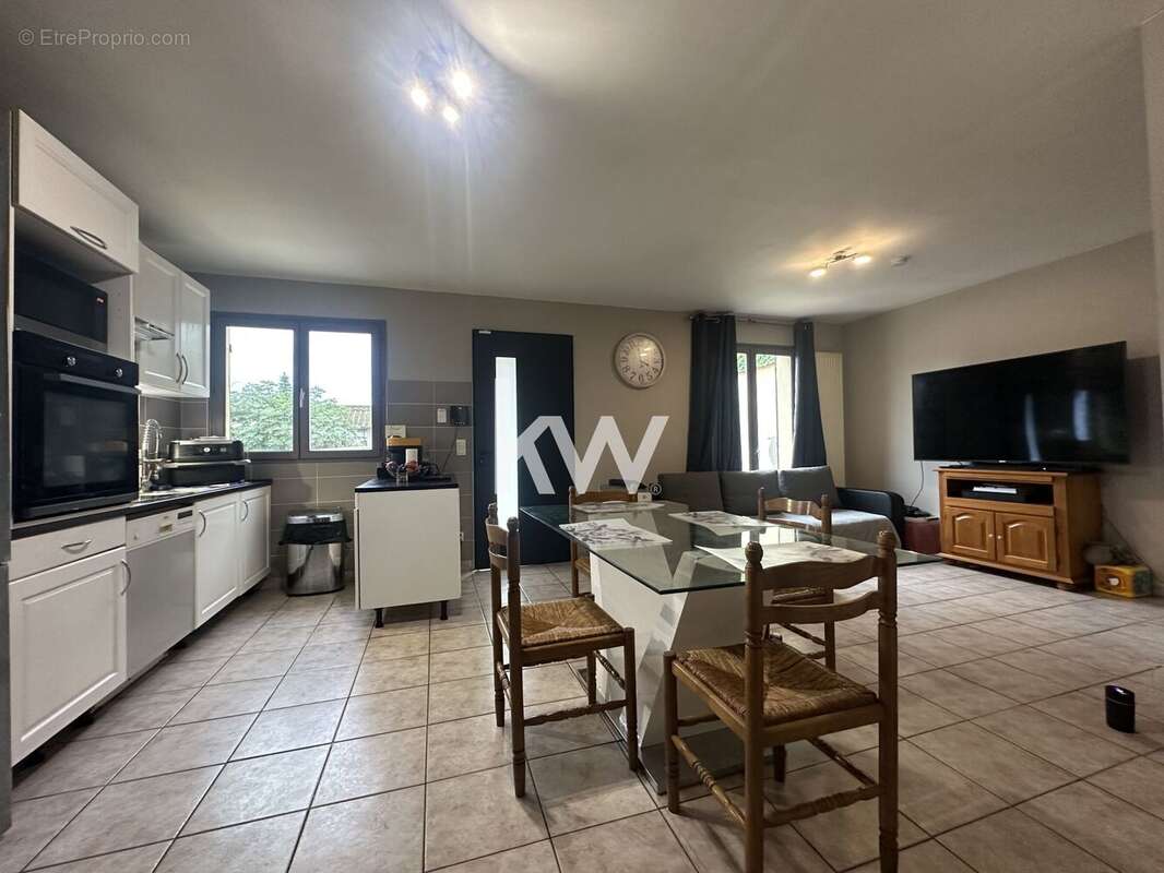 Maison à SAINT-FARGEAU-PONTHIERRY