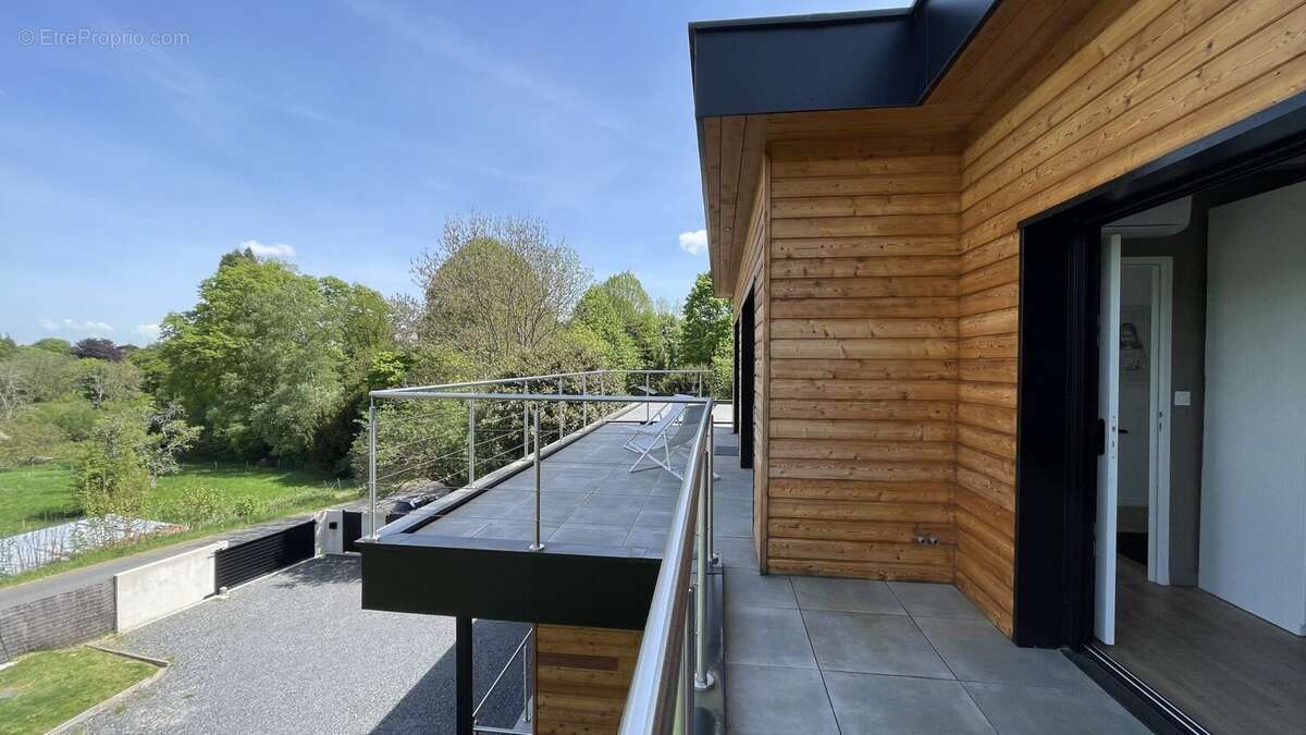 Maison 155 m² à Orcines  - photo 3