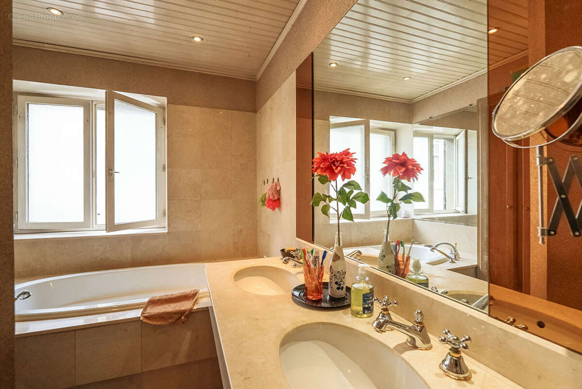 Appartement à CARCASSONNE