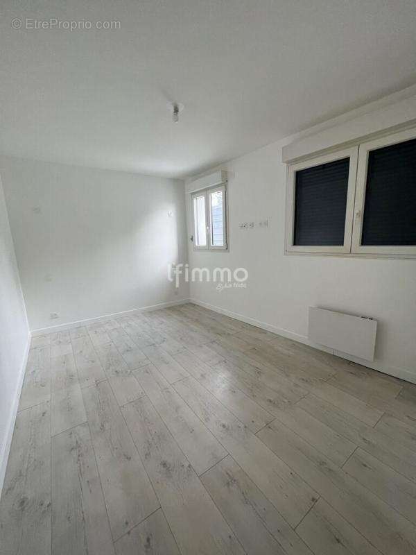 Appartement à FONTENAY-SOUS-BOIS