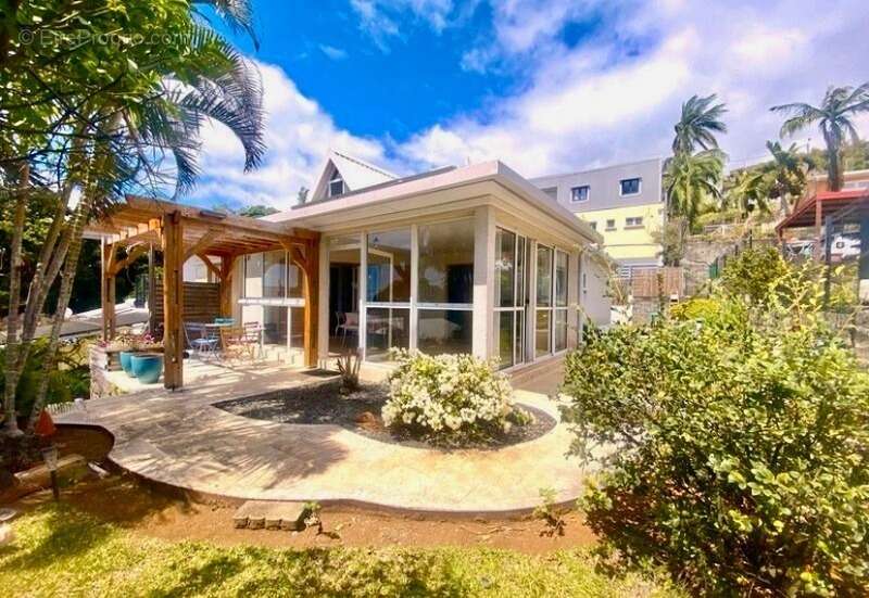 Maison à SAINT-DENIS