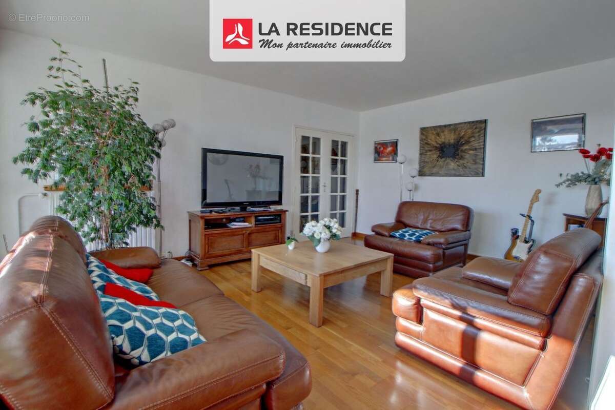 Appartement à PLAISIR