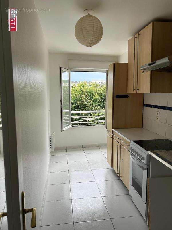 Appartement à JOUY-LE-MOUTIER