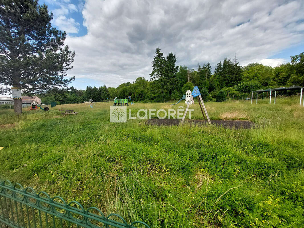 Terrain à KOENIGSMACKER