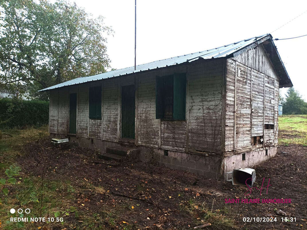 Terrain à SAINT-HILAIRE-SAINT-MESMIN