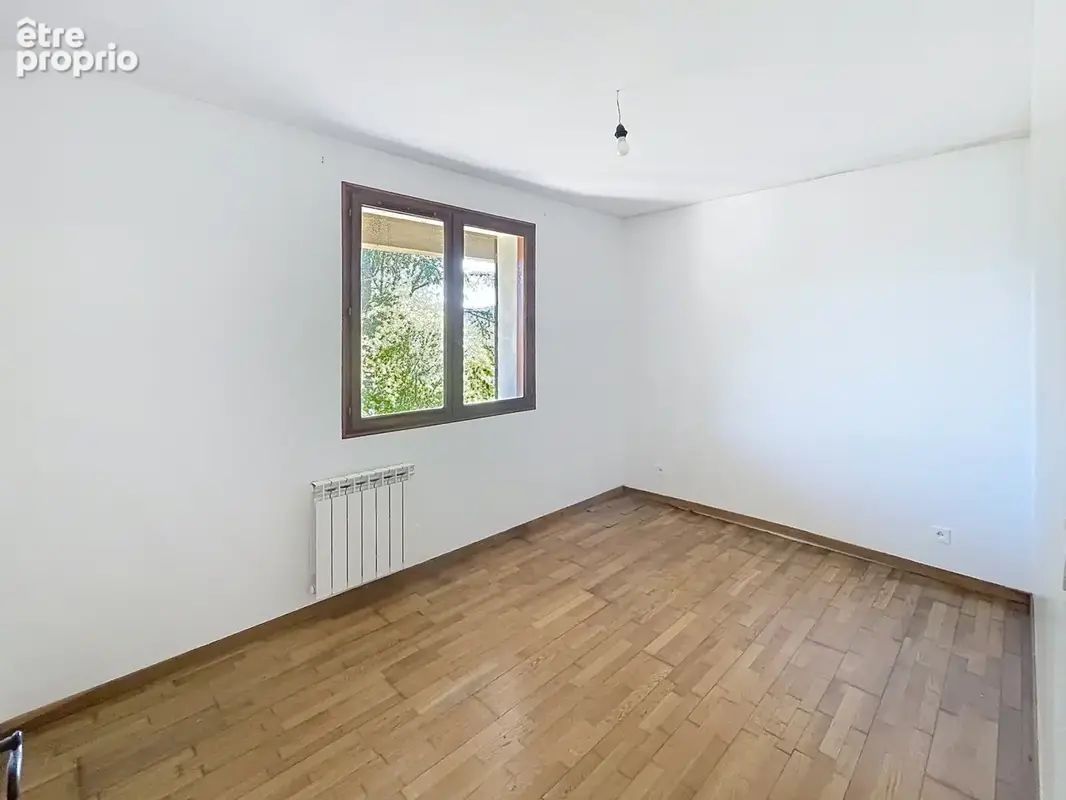 Maison 10 pièces 190 m² à vendre à Vals-Les-Bains (07600) - photo 12