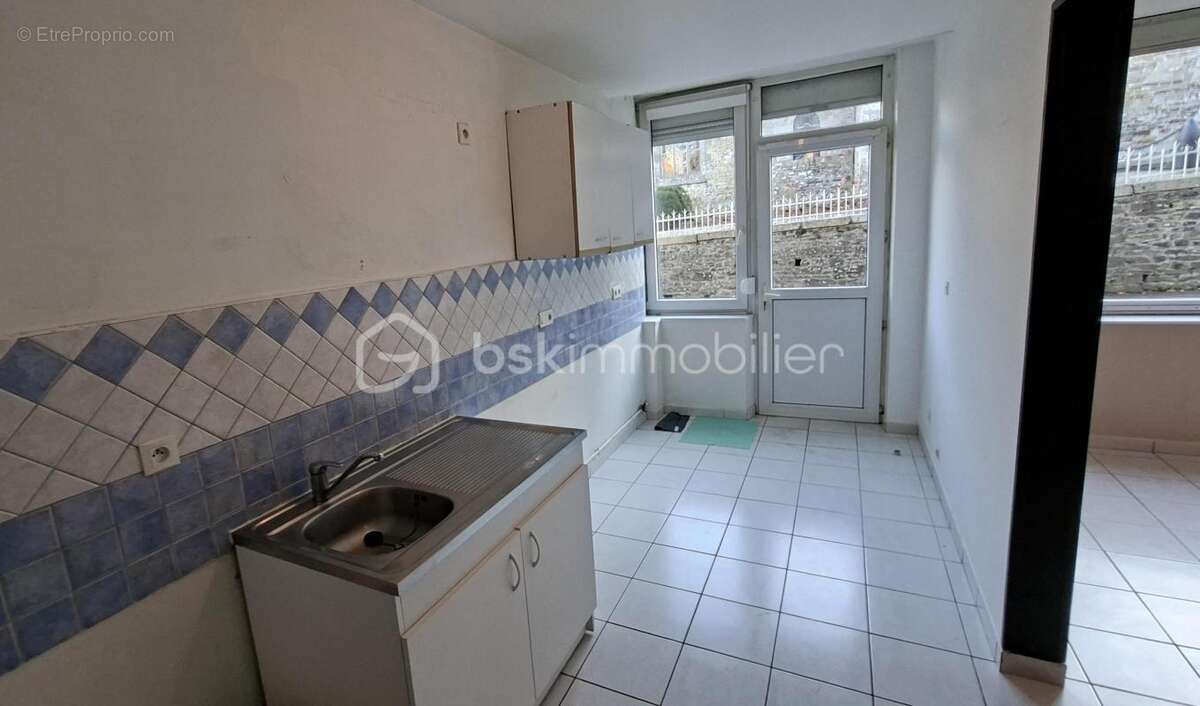 Maison à LANDELLES-ET-COUPIGNY