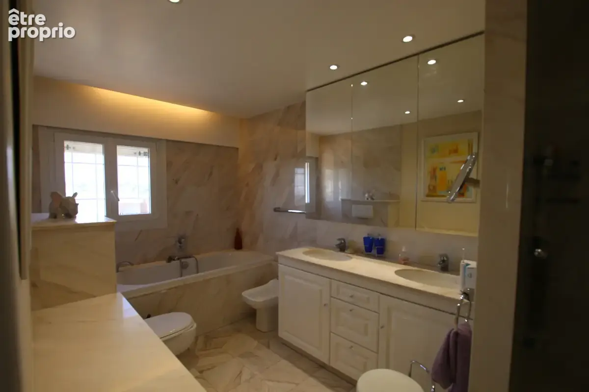 Nice ouest dernier etage 500 000€ - photo 9