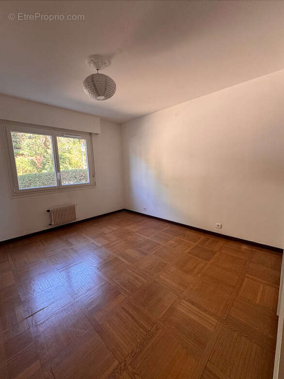 Appartement à CAP-D'AIL